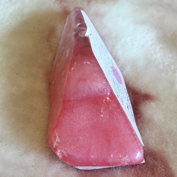 Scented Soap Gem by Sunday Rain Watermellon Acai Berry NWT 3.2 oz - Picture 4 of 12